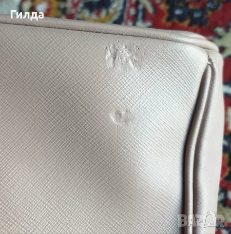автентична чанта Prada, снимка 5 - Чанти - 56007497