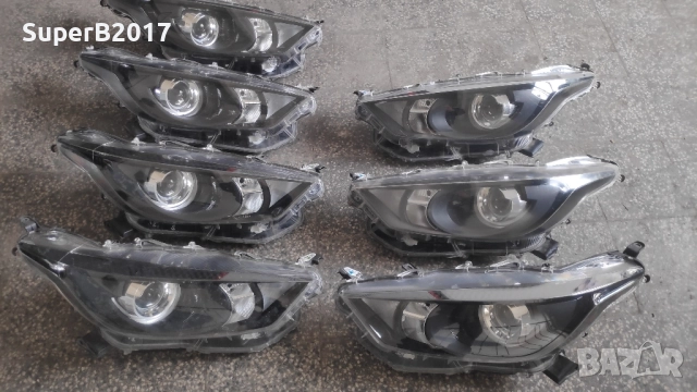 Продавам - оригинални леви и десни фарове за Тойота Ярис 2020-
