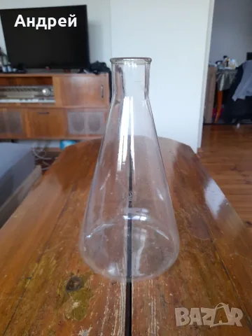 Стара стъклена колба 2L