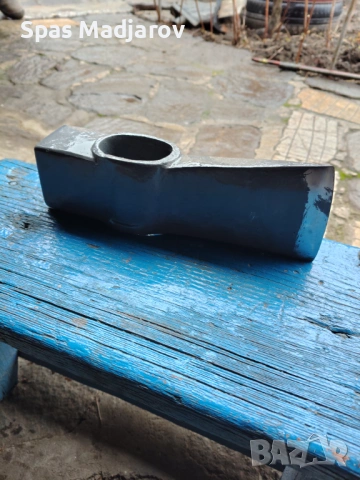 Брадва топор 