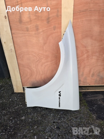 Продаваме ляв калник за Mercedes CLS 6.3 AMG W218  