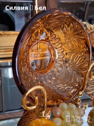 Винтидж комплект от 6 купички- пресовано стъкло , снимка 3 - Чинии - 52018849