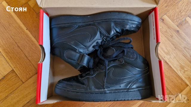 Детски кецове Nike оригинални, снимка 5 - Детски маратонки - 52107271