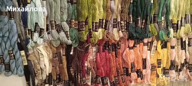 710 бр. чилета ДМС конци за бродиране , снимка 7 - Гоблени - 49123359