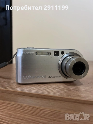Фотоапарат Sony 7.2 Mp(+ Подаръци )
