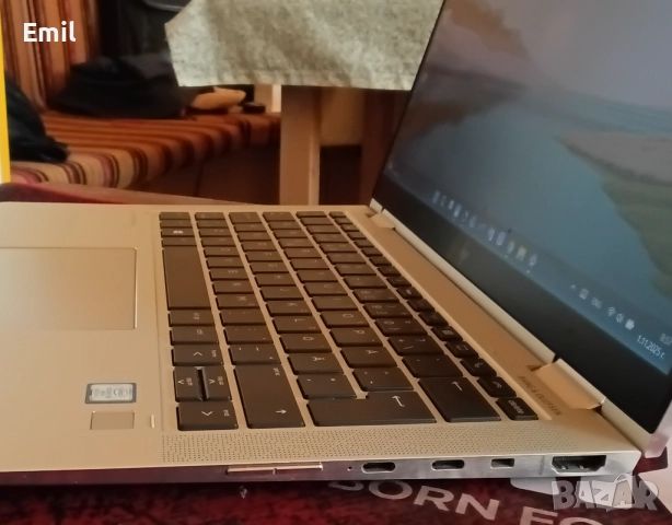 HP EliteBook x360 1030 G4/16 RAM/256 SSD + Чанта, снимка 6 - Лаптопи за работа - 52253177