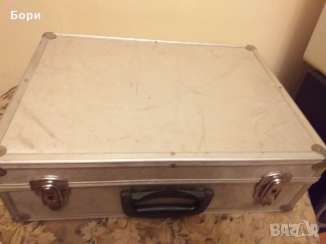 Алуминиев куфар  46 х 33 х 15см, снимка 2 - Куфари с инструменти - 31752798