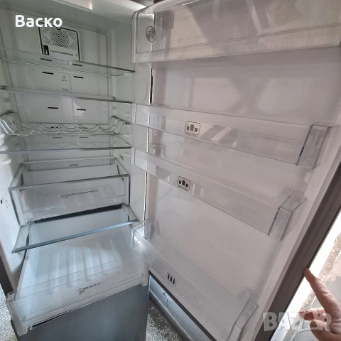 Продавам хладилник от марката Whiripool BSNF 9452 OX за части, снимка 4 - Хладилници - 53148170