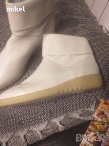 Бели Обувки Salamander, снимка 4 - Дамски боти - 30484516