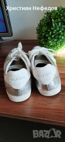 Сребристи сникърси Tommy Hilfiger №39, снимка 3 - Маратонки - 56241610