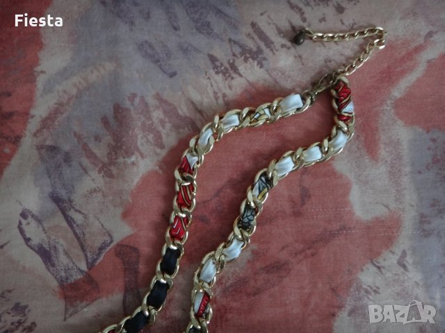 Нов бял сатенен топ марка Cashé, снимка 3 - Корсети, бюстиета, топове - 29221113