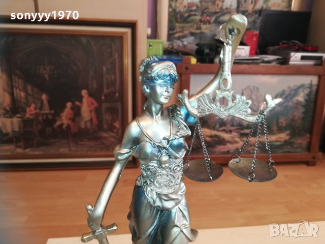 Фигура на ТЕМИДА от резин+часовник 0201211249, снимка 7 - Колекции - 31276541