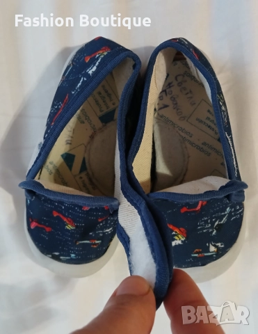 Детски зимни обувки за момче- 24 номер , и пантофи да градина- 23 номер  Цена за двете- 14лв Без заб, снимка 17 - Бебешки боти и ботуши - 51895885