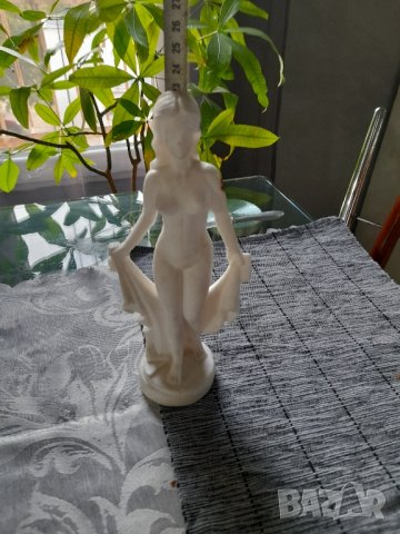 Мраморна статуя и кутия, снимка 3 - Декорация за дома - 42406693