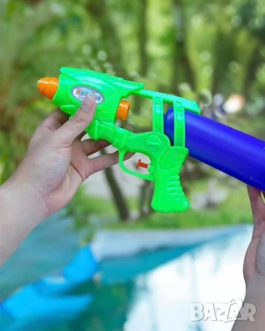 Воден пистолет с помпа