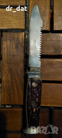 Ловен нож с кания Mikov, снимка 3 - Ловно оръжие - 54071987