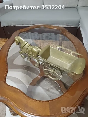 Бронзова каруца с кон