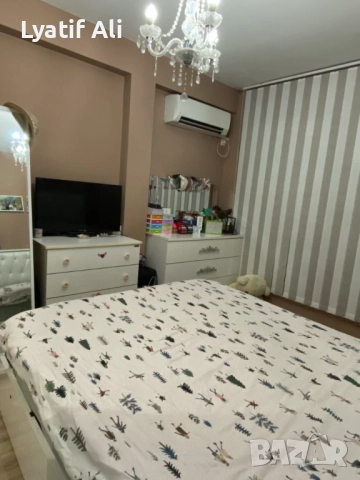 Продава се апартамент ново строителство, с обзавеждане. Апартамента се състои от спалня, хол с кухня