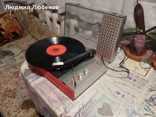 Грамофон Unitra Unitra WG400 Mister Hit. с вграден усилвател и говорител , снимка 4 - Грамофони - 55792337