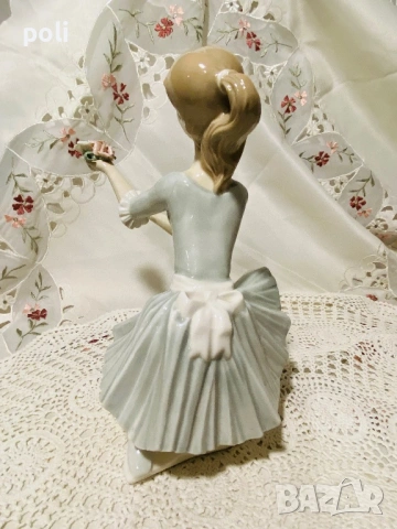 порцеланова статуетка , снимка 3 - Статуетки - 53110465