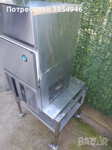 Профсионален Ледогенератор HOSHIZAKI IM30., снимка 3 - Обзавеждане за заведение - 49739633