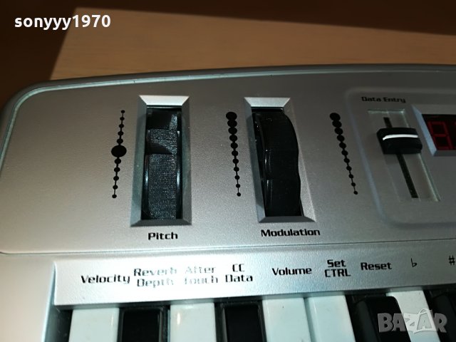 m-audio oxygen 8 made in taiwan 2908211830, снимка 8 - Синтезатори - 33960413