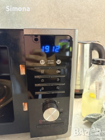 Samsung Microwave Oven with Ceramic Enamel – Перфектно състояние, снимка 3 - Микровълнови - 56060007