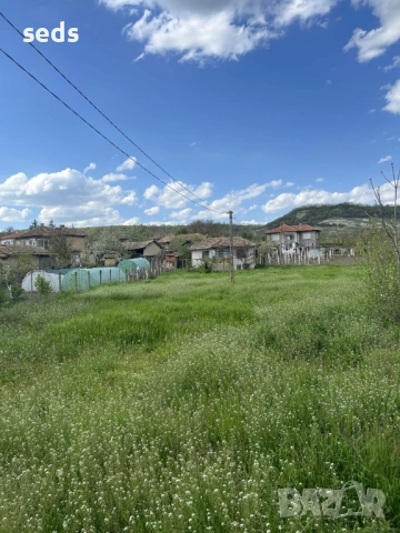 Парцел с къща 1489 кв.м с. Памукчии, обл. Шумен