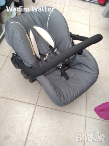Автомобилна седалка за безопасност на деца 