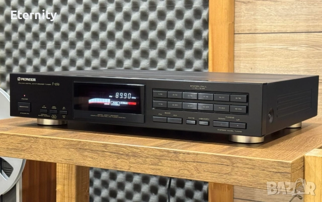 Pioneer F-656 FM Stereo Tuner