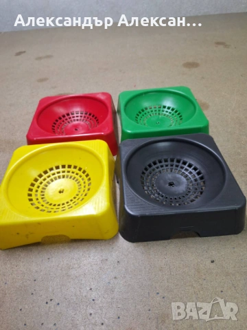 Хранилки и поилки,  гнездилки,кичета щракалки и пръстени за гълъби, снимка 10 - Гълъби - 31676172