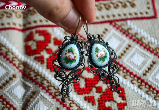 Стари Съветски порцеланови обеци от мелхиор