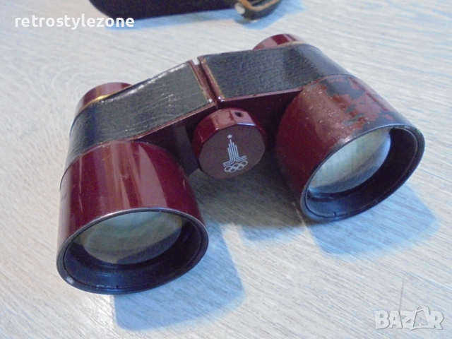 № 8543 Съветски бинокъл 4x – Олимпиада Москва 1980 г. с калъф | винтидж колекционерски, снимка 3 - Антикварни и старинни предмети - 53989562