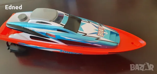 Радиоуправляема моторна лодка – Speed Boat