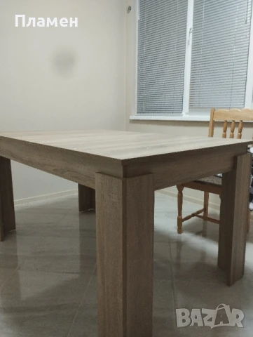 трапезна маса 