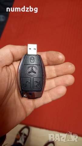 Usb 8g Mercedes, снимка 5 - Друга електроника - 35102076
