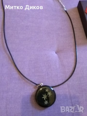 Дамско колие ново в подаръчна кутия, снимка 4 - Колиета, медальони, синджири - 44391216