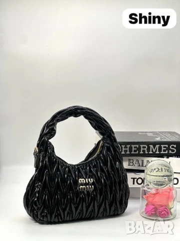 чанти Miu Miu , снимка 10 - Чанти - 50580437