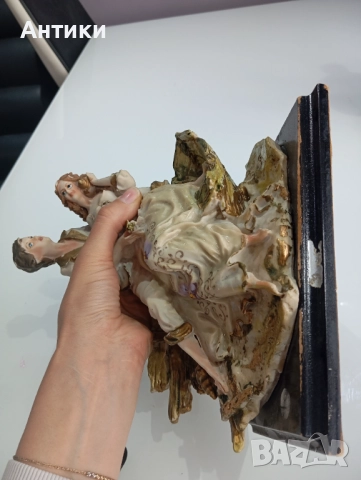 Стара порцеланова фигура Capodimonte колекционерска , снимка 16 - Статуетки - 52661332
