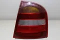 Десен стоп Skoda Octavia I хечбек (1997-2000г.) 1U6945096B / 1U6945096 Шкода Октавиа, снимка 1