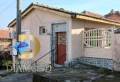 Едноетажна къща в село Динево, обл. Хасково, снимка 1