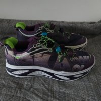 hoka w huaka - страхотни дамски маратонки КАТО НОВИ, снимка 2 - Маратонки - 37714771