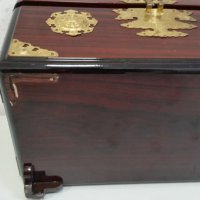 Дървена кутия с обков, снимка 7 - Антикварни и старинни предмети - 30117419