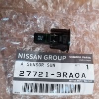 Сензор за слънчево натоварване SENSOR ASSY-SUN Genuine Nissan (277213RA0A), снимка 1 - Части - 37528036