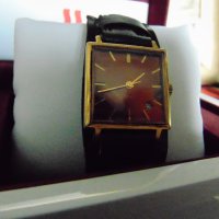 Колекционерски часовник СЛАВА Квадрат, снимка 2 - Колекции - 31451150