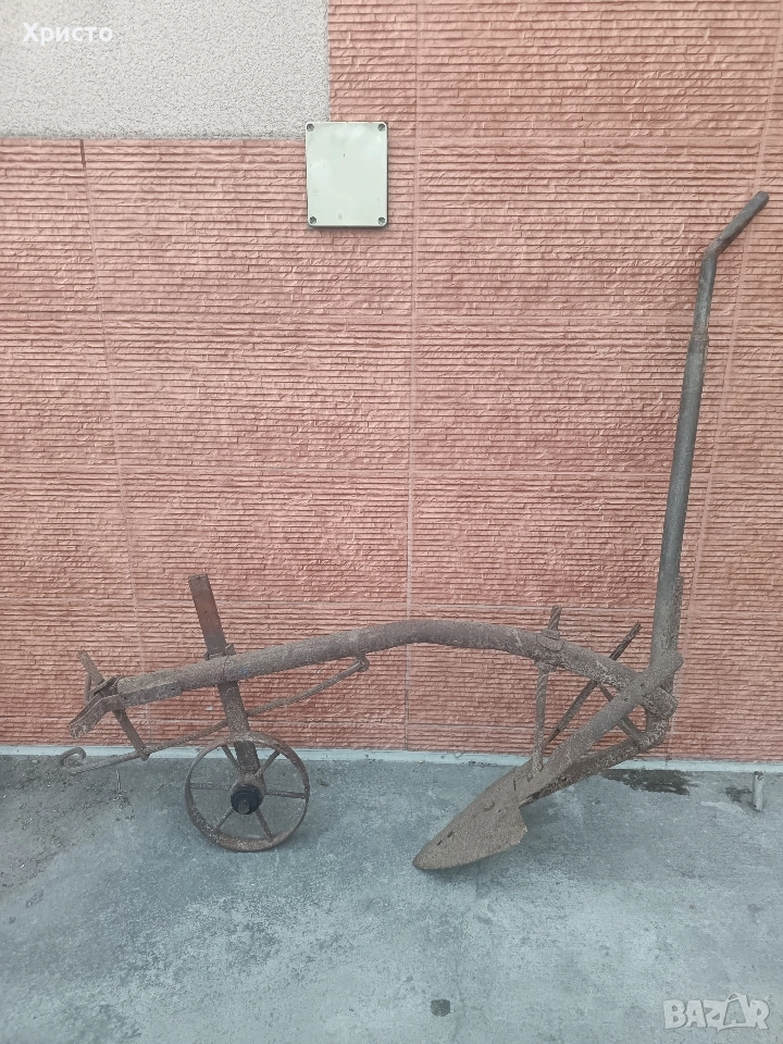 Плуг антика, снимка 1