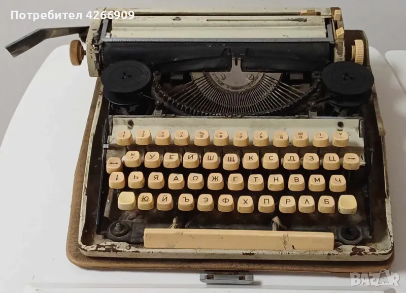 Ретро пишеща машина, снимка 1