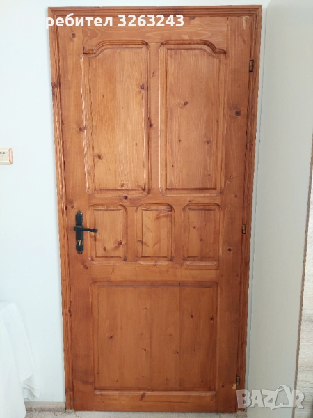 Продавам 3 масивни врати от чам в отлично състояние.  1500 лв., снимка 1