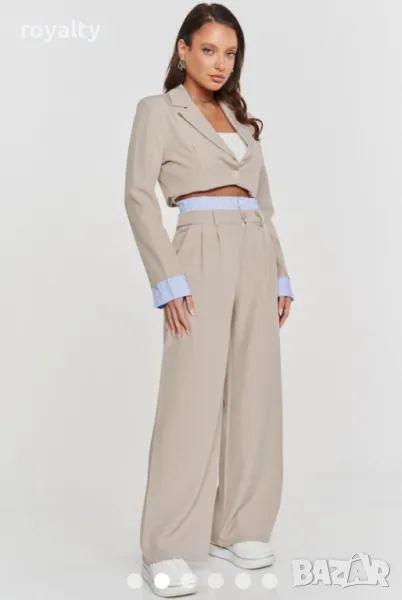 Бежов костюм с широк панталон, снимка 1