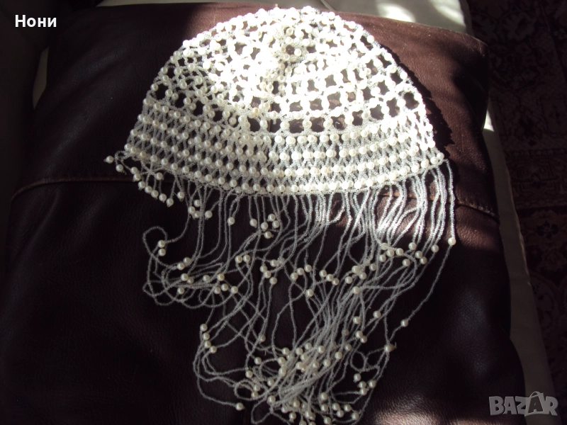 Сватбен аксесоар за глава тип шапчица от перли и мъниста , снимка 1